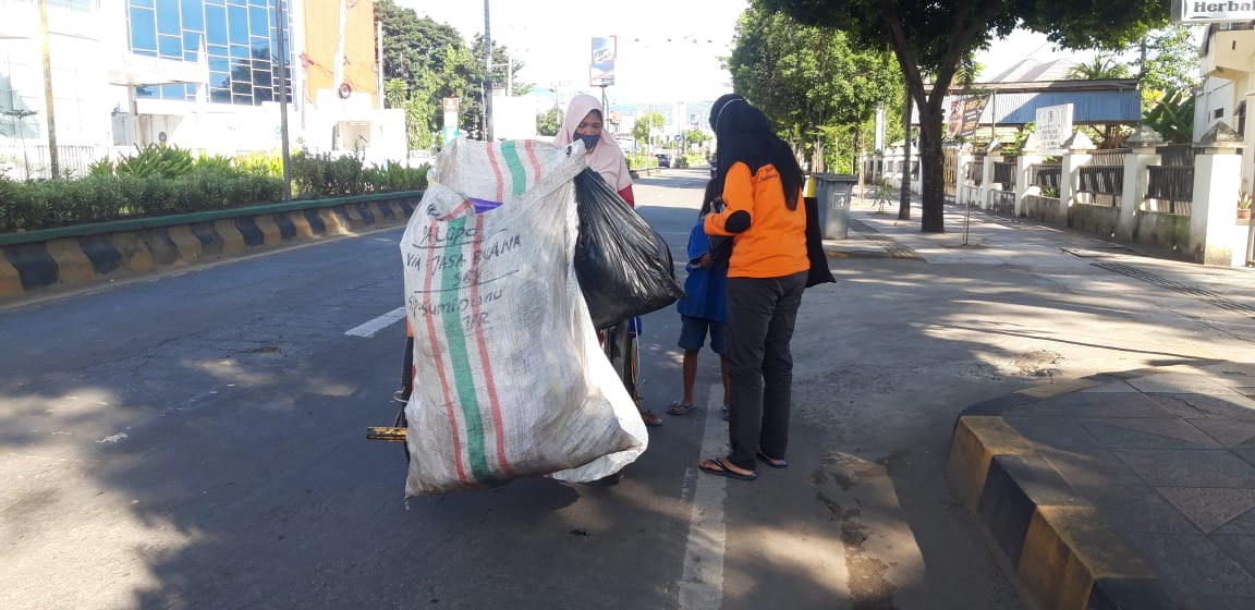 Menegakkan Tauhid, Membangkitkan Nilai Kemanusiaan