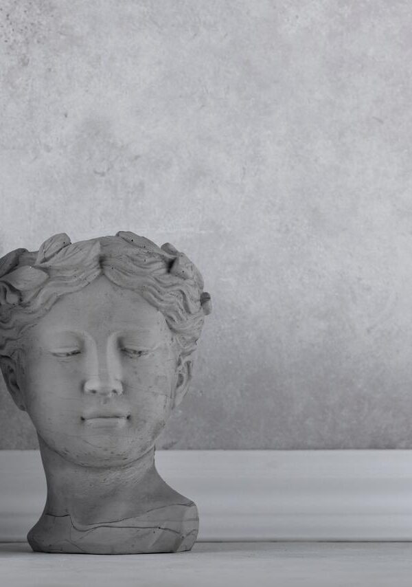 Alam Ide dan Kritik Otoritas Epistemologi